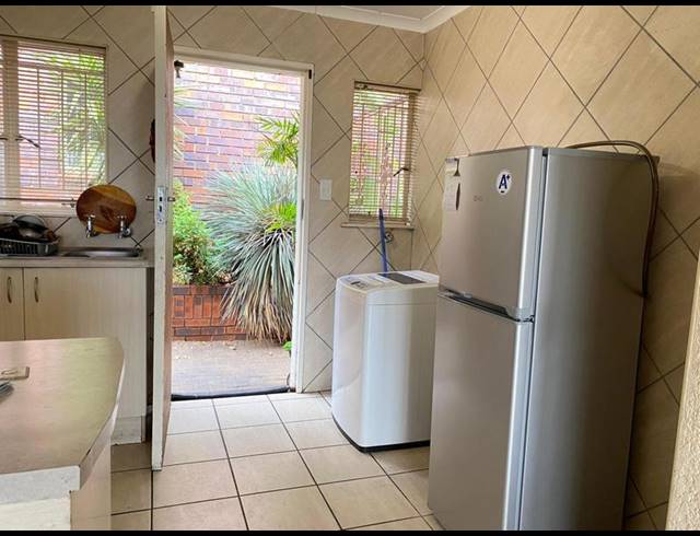 3 BEDROOM TOWNHOUSE FOR SALE IN WILROPARK